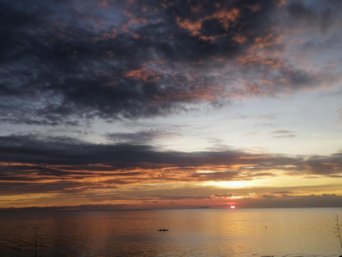 Almare Siquijor Guest house